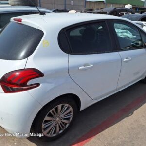 PEUGEOT 208 1.2 ACCESS AÑO 2016 - Imagen 3