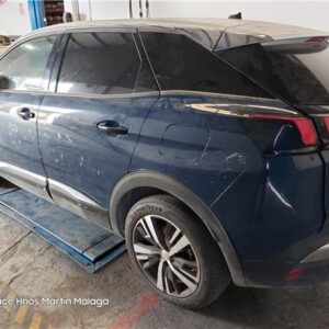 PEUGEOT 3008 HIBRIDO HYBRID 225 ALLURE AÑO 2020 - Imagen 4