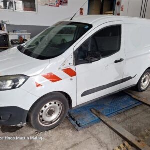 FORD TRANSIT COURIER 1.6 AMBIENTE AÑO 2016 - Imagen 2