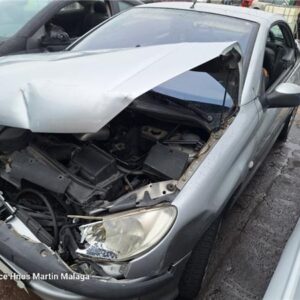 PEUGEOT 206 CC CABRIO-COUPÉ 2.0 CC AÑO 2001 - Imagen 2