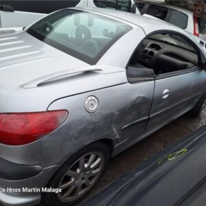 PEUGEOT 206 CC CABRIO-COUPÉ 2.0 CC AÑO 2001 - Imagen 4