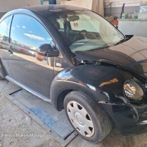 VOLKSWAGEN NEW BEETLE BERLINA AÑO 2000 - Imagen 2