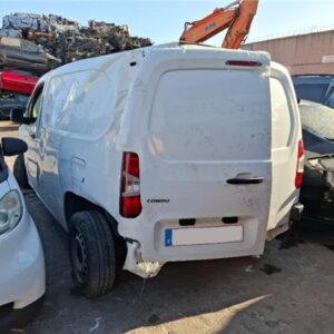 OPEL COMBO LIFE E 1.5 EDITION AÑO 2023 - Imagen 3