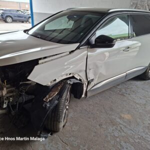 PEUGEOT 5008 1.6 ACTIVE AÑO 2017 - Imagen 2