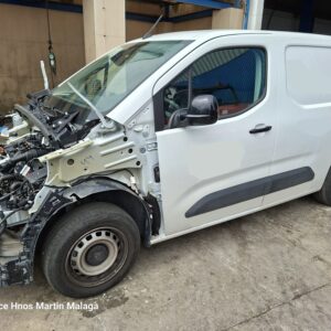 PEUGEOT PARTNER 1.5 BASICO AÑO 2025 - Imagen 2