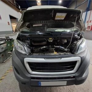 PEUGEOT BOXER FURGÓN 2.0 335 AÑO 2017 - Imagen 6