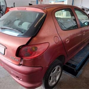 PEUGEOT 206 2.0 HDI AÑO 2004 - Imagen 4
