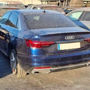 AUDI A4 BERLINDA HÍBRIDO SUAVE AÑO 2024 - Imagen 4