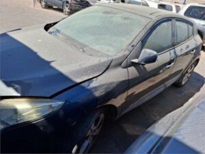 RENAULT MEGANE III BERLINA 5P 1.6 AÑO 2009