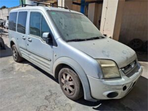 FORD TOURNEO CONNECT 1.8 AÑO 2013