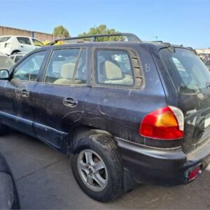 HYUNDAI SANTA FE 2.7 GLS 4X4 AÑO 2004 - Imagen 4
